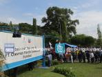 demo-buruh-di-depan-gate-chevron-1_20151202_153259.jpg