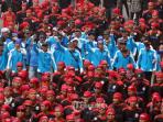 demo-buruh-peringati-may-day_20150501_20150901_082730.jpg