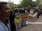 demo-guru-sertifikasi-pekanbaru-lagi-ok.jpg<pf>demo-guru-sertifikasi-pekanbaru-lagi-hari-ini.jpg<pf>demo-guru-sertifikasi-pekanbaru-lagi-hari-ini-jumat.jpg<pf>demo-guru-sertifikasi-pekanbaru-lagi.jpg
