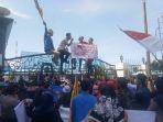 demo-mahasiswa-minta-rasionalisasi-anggaran-pendidikan.jpg