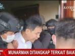 densus-88-anti-teror-menangkap-munarman-di-rumahnya-selasa-2742021.jpg