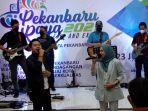 dirut-brk-tampil-main-band-di-pekanbaru-raya-2021.jpg