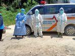 diskes-kejar-12-warga-pelalawan-riau-dari-klaster-ponpes-magetan-untuk-jalani-rapid-test-covid-19.jpg