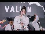 download-mp3-lagu-setan-apa-yang-merasukimu-versi-koplo-via-vallen-lirik-kunci-gitar-video.jpg