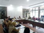 dprd_dan_disdikbud_pelalawan_rapat_bersama_disdik_provinsi_riau.jpg