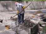 drainase-yang-dibongkar-rekanan-di-pekanbaru.jpg
