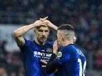 edin-dzeko-kiri-dan-gelandang-inter-milan-asal-kroasia-ivan-perisic.jpg