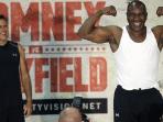 evander-holyfield_20150515_193833.jpg