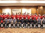 foto-bersama-timnas-indonesia-asuhan-shin-tae-yong-dalam-acara-pelepasan-skuat-garuda.jpg