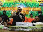 foto_pengedar_narkoba_jaringan_internasional_berhasil_ditangkap_polda_riau_3.jpg