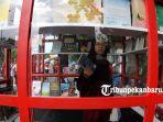 foto_perkenalan_perpustakaan_bergerak_di_kawasan_hbkb_pekanbaru_4.jpg