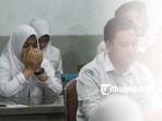 foto_unbk_hari_pertama_di_sman_1_pekanbaru_1.jpg