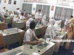 foto_unbk_hari_pertama_di_sman_1_pekanbaru_3.jpg