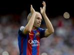 gelandang-fc-barcelona-andres-iniesta_20160816_083520.jpg