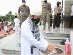 gubernur-syamsuar-di-masjid-raya-annur-idul-adha-1441.jpg
