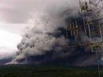 gunung-semeru-meletus.jpg