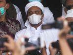 habib-rizieq-shihab-tiba-di-polda-metro-jaya-sabtu-12122020.jpg