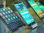 handset-4g-indosat_20150507_160645.jpg