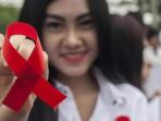 hari-aids-surabaya-1122014.jpg