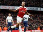 hasil-arsenal-vs-everton-aubameyang-cetak-brace.jpg