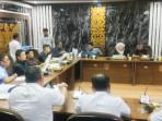 hearing_Komisi_IV_DPRD_Pekanbaru_dengan_pemko.jpg