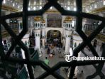 ibadah-ramadan-masjid-raya-pekanbaru_20180521_141450.jpg