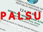 ilustrasi-ijazah-palsu_20160317_195453.jpg