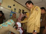 imunisasi-vaksinasi-measles-rubella-mr-di-sd-negeri-55-jalan-sekolah-rumbai_20181009_144208.jpg