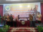 ir-syamsir-alam-selaku-pembina-ikpr-pukul-gong_20160319_083409.jpg