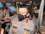 irjen-ferdy-sambo-saat-hadiri-pemeriksaan-kamis-482022-hari-ini-ia-akan-ditampilkan.jpg