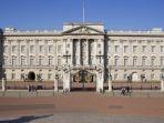 istana-kediaman-keluarga-kerajaan-inggris-buckingham-palace.jpg