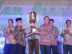 jawa-tengah-juara-porseni_20160825_120006.jpg