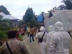 jenazah-pasiencovid-19direbut-warga.jpg