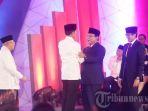 jokowi-dan-prabowo-salaman.jpg