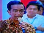 jokowi-ngangap.jpg