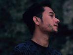 joshua-march-dituduh-sebagai-pemeran-pria-dalam-video-panas-19-detik-mirip-gisella-anastasia-mirip.jpg