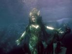 julia-perez-sebagai-nyi-roro-kidul_20170613_212722.jpg