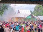 kantor-TNBBS-dibakar-warga.jpg