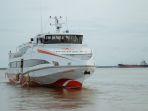 kapal-cepat-dumai-malaysia.jpg