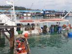 kapal-kn-325-milik-bp-batam-karam.jpg