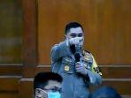 kapolda-jatim-usir-kapolsek-yang-tidur-saat-rapat-covid-19.jpg