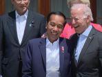 keakraban-presiden-jokowi-saat-berbincang-dan-dirangkul-presiden-amerika-serikat-joe-biden.jpg