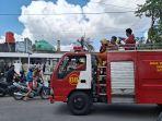 kebakaran-jalan-durian-pekanbaru-pemadam-an.jpg