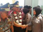 kedatangan-kapolda-riau-brigjen-pol-widodo-eko-prihastopo-disambut-irjen-pol-nandang_20180823_130743.jpg