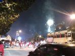 kembang-api-malam-pergantian-tahun-2019-di-kota-pekanbaru.jpg