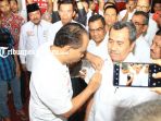 kepala-daerah-deklarasi-relawan-jokowi-maruf-amin-di-pekanbaru-riau_20181010_225353.jpg