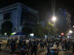 kericuhan-di-depan-bawaslu-ri.jpg