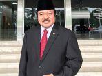ketua-fraksi-golkar-mpr-ri-idris-laena-asal-riau.jpg