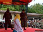 kisah-miris-gadis-asal-pekanbaru-tertangkap-mesum-dengan-kekasih-di-aceh-dan-jalani-hukuman-cambuk.jpg