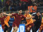kostas-manolas-merayakan-gol-ketiga-as-roma-ke-gawang-barcelona_20180411_063609.jpg